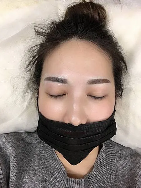 【柔霧眉零結痂全紀錄】艾偲維娜做的粉霧眉又自然又持久! 圖9